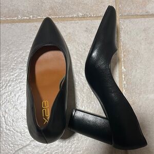 Elegant Black Pointed-Toe High Heels